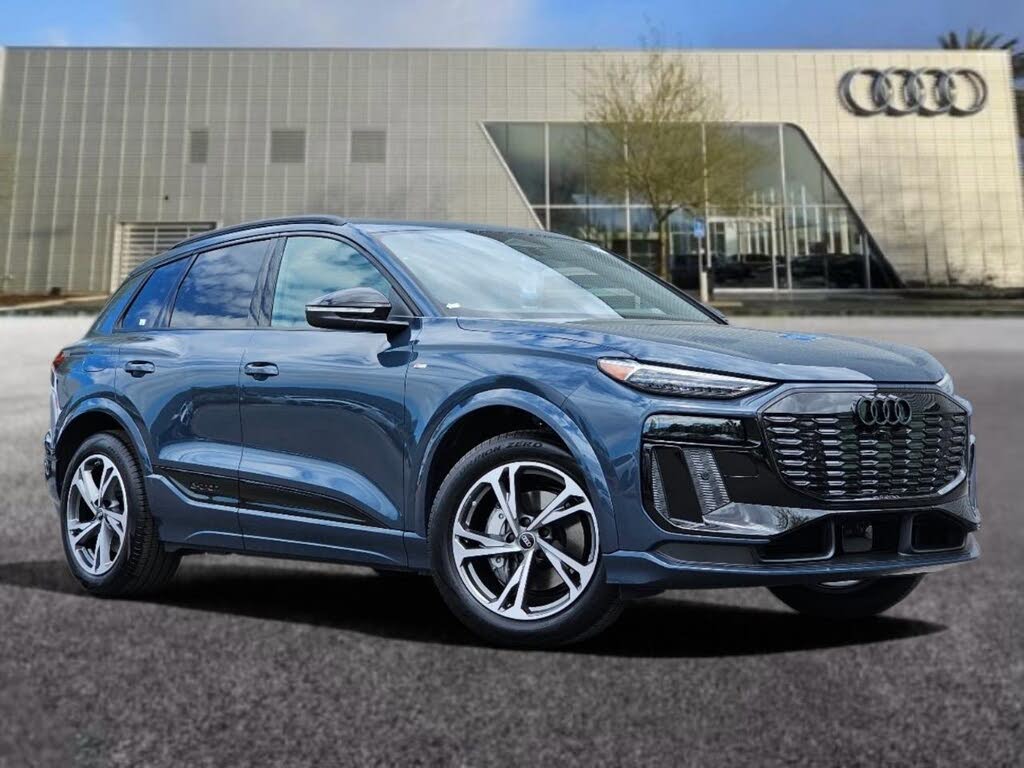 2027 Audi Q6 e-tron Premium Plus