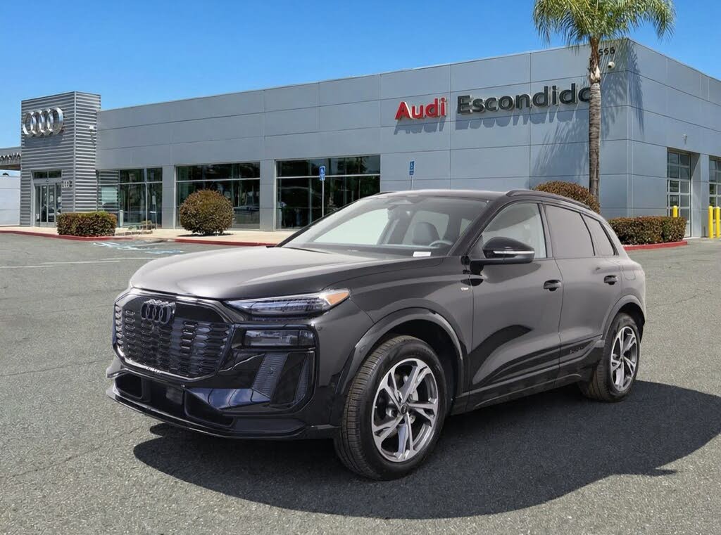 2027 Audi Q6 e-tron Premium Plus