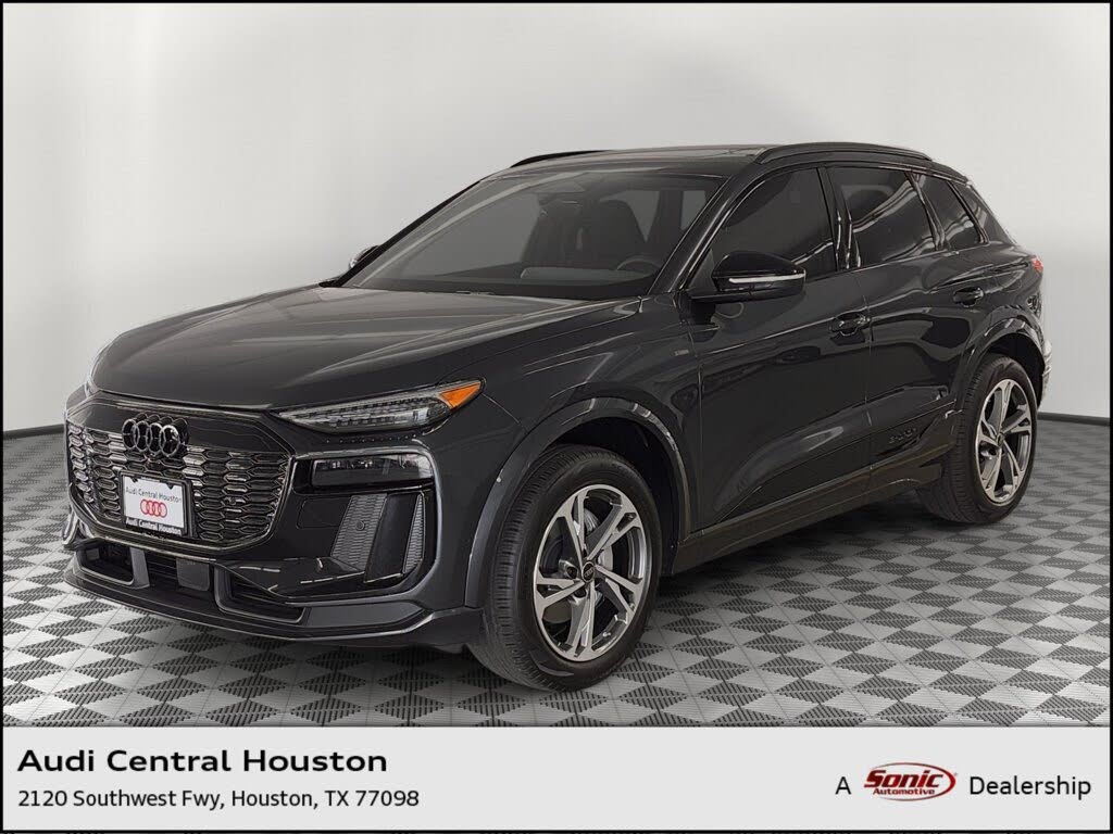 2027 Audi Q6 e-tron Premium Plus