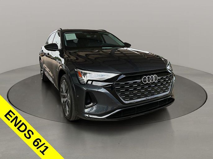 2024 Audi Q8 e-tron Premium Plus