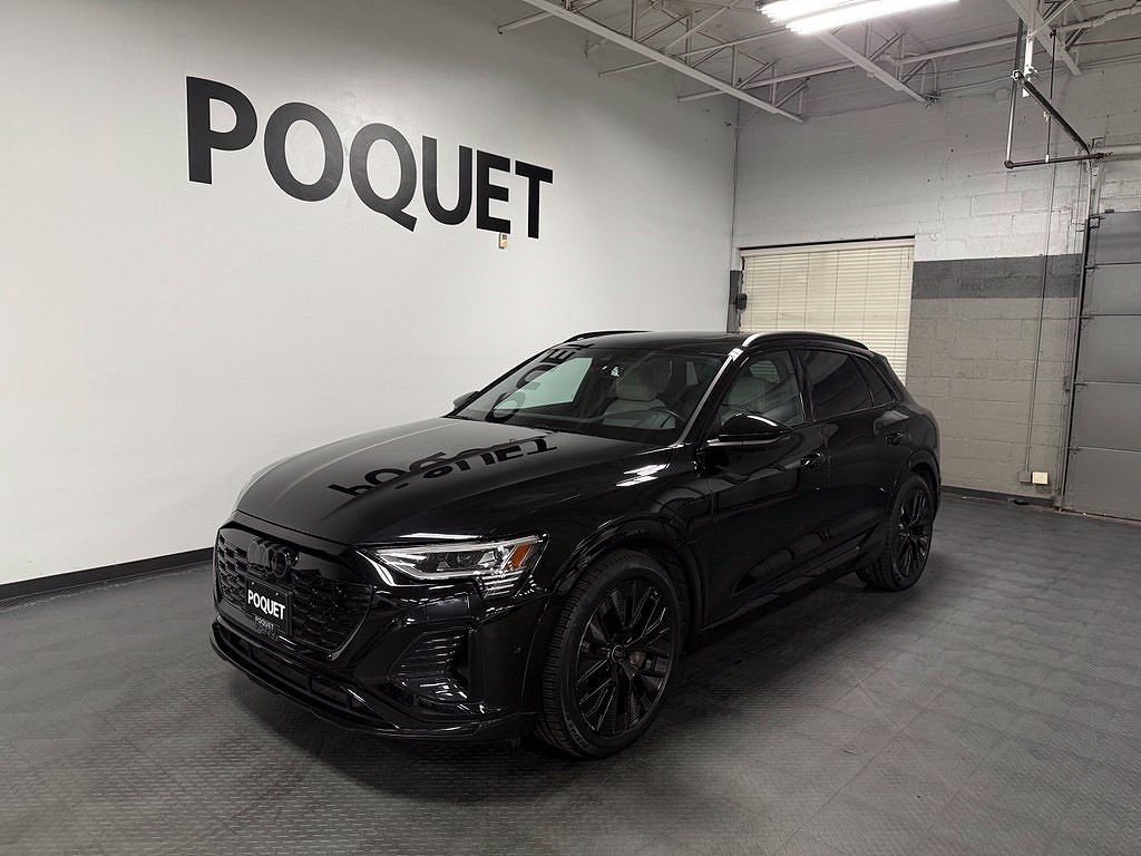 2024 Audi Q8 e-tron Prestige