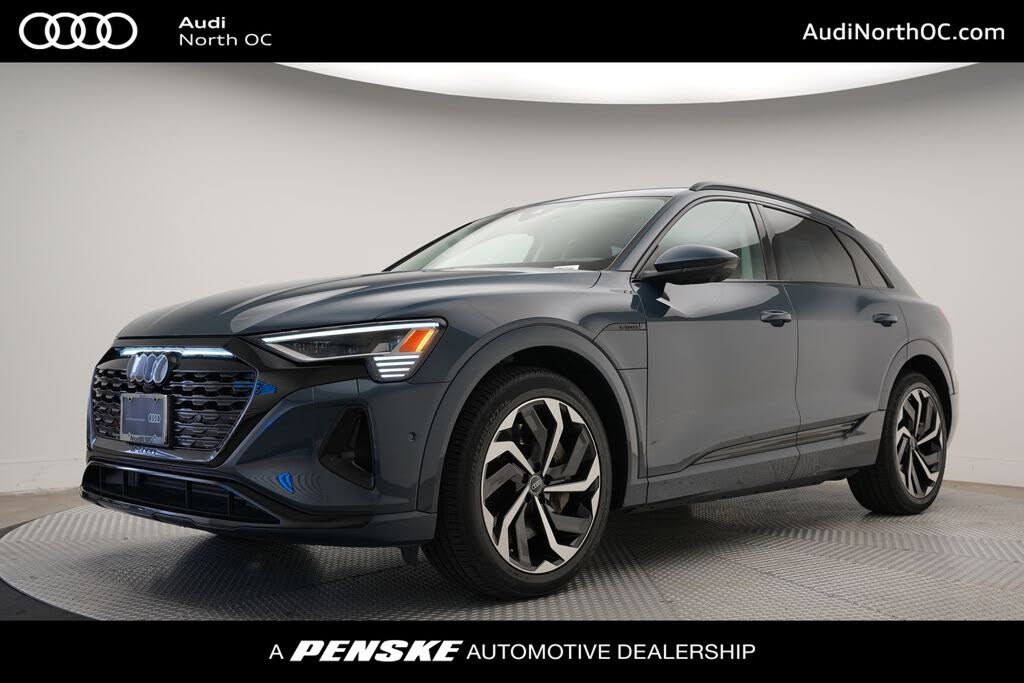 2024 Audi Q8 e-tron Prestige