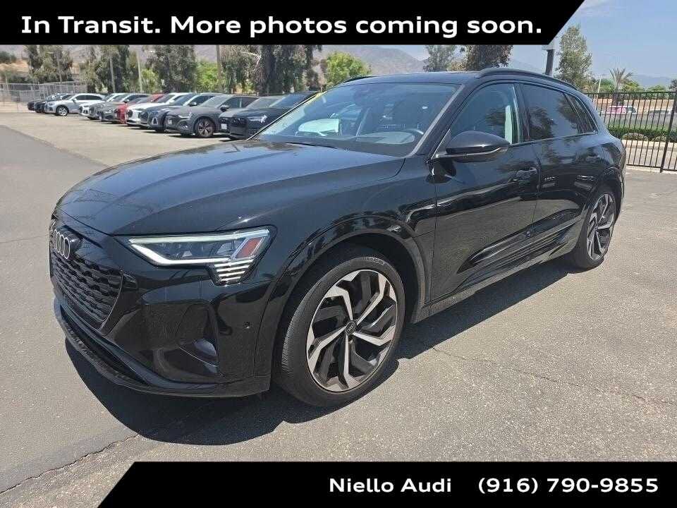 2024 Audi Q8 e-tron Prestige