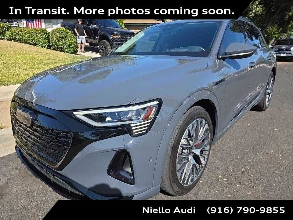 2024 Audi Q8 e-tron Prestige