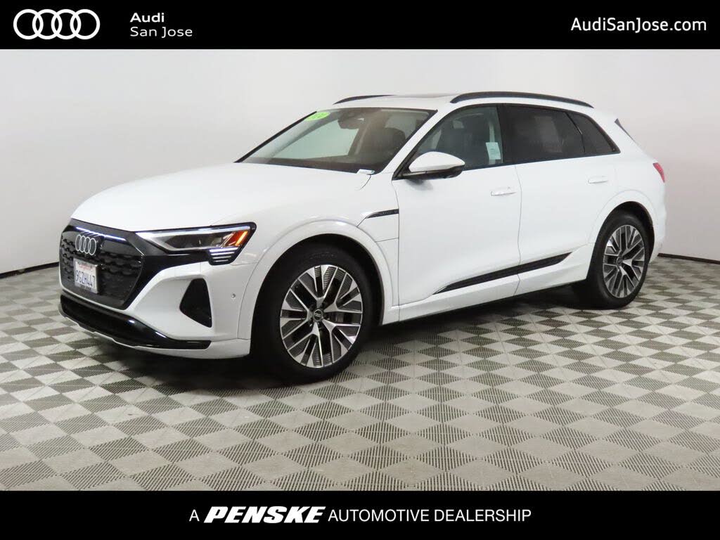 2024 Audi Q8 e-tron Prestige