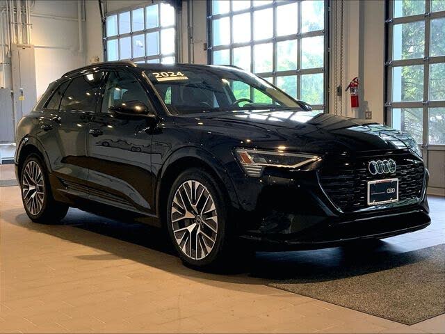 2024 Audi Q8 e-tron Prestige