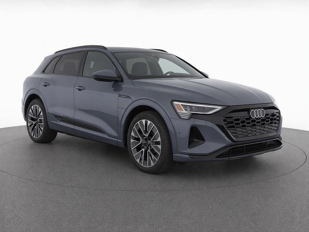 2024 Audi Q8 e-tron Prestige