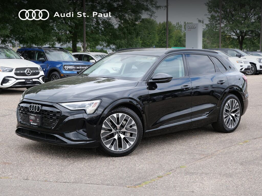 2024 Audi Q8 e-tron Prestige