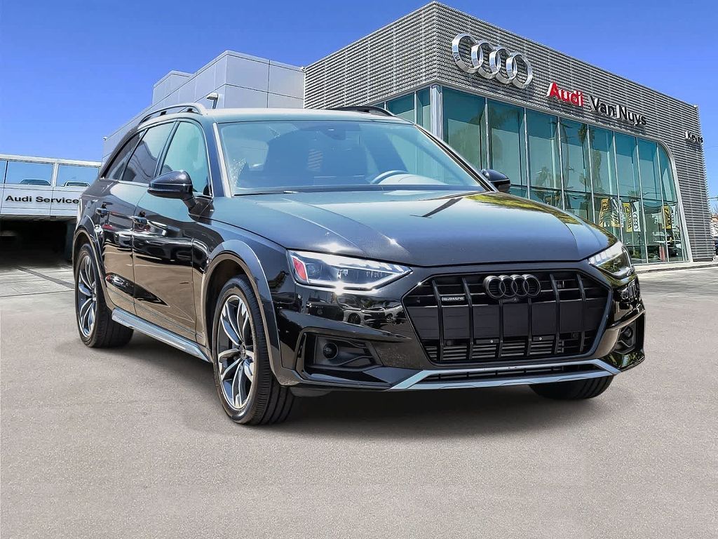 2023 Audi A4 Premium Plus