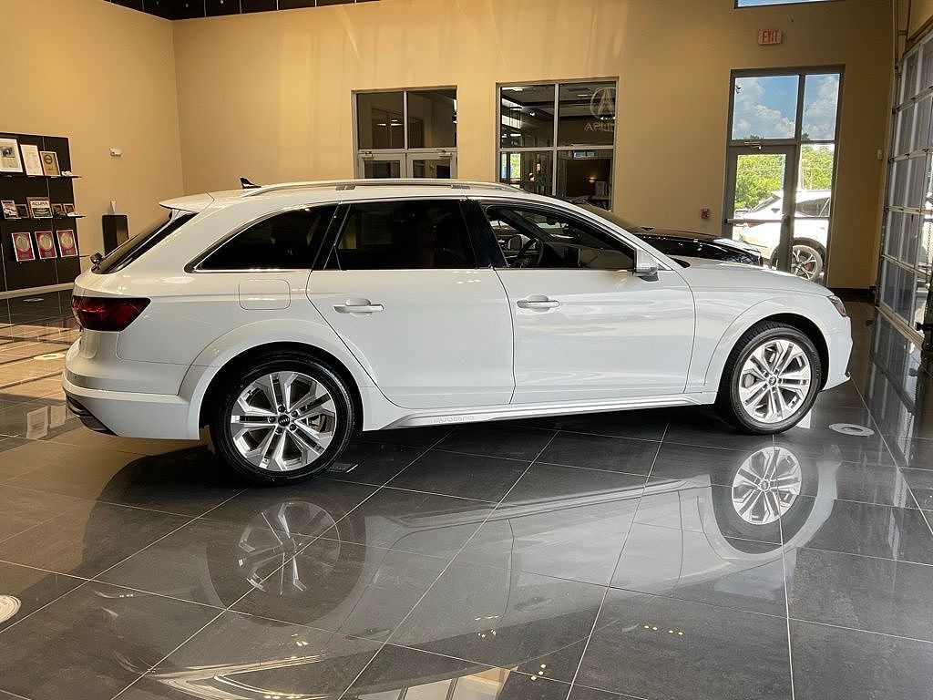 2023 Audi A4 Premium Plus