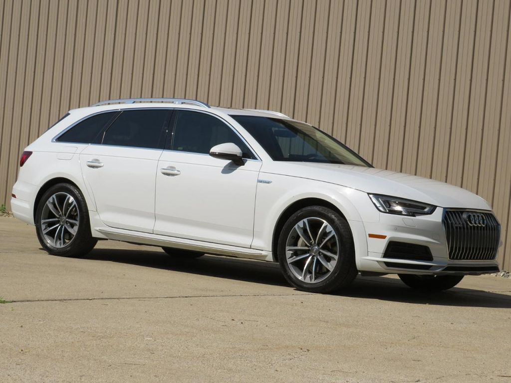 2018 Audi A4 2.0 TFSI Premium Plus quattro Summer of Audi