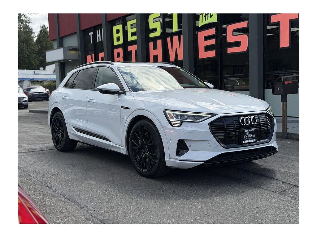 2021 Audi e-tron Premium