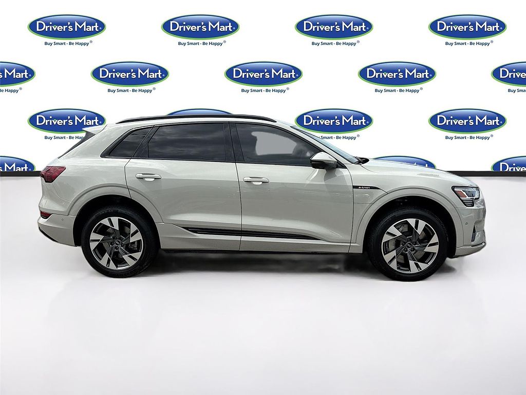 2021 Audi e-tron Premium