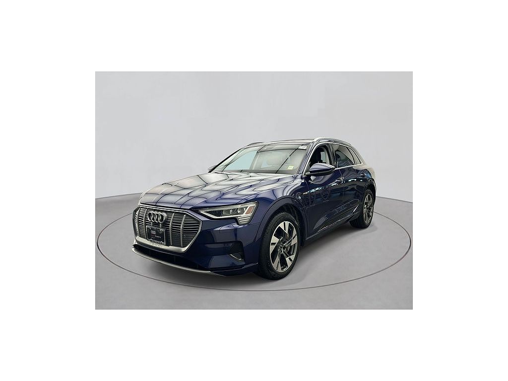 2021 Audi e-tron Premium