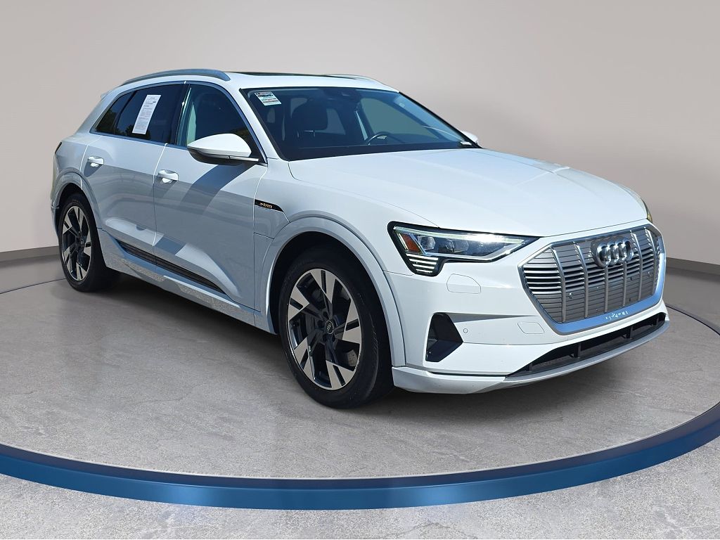 2021 Audi e-tron Premium