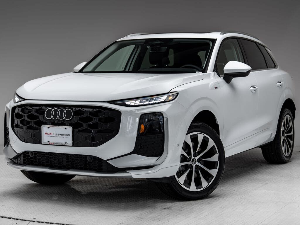 2026 Audi Q3 S line