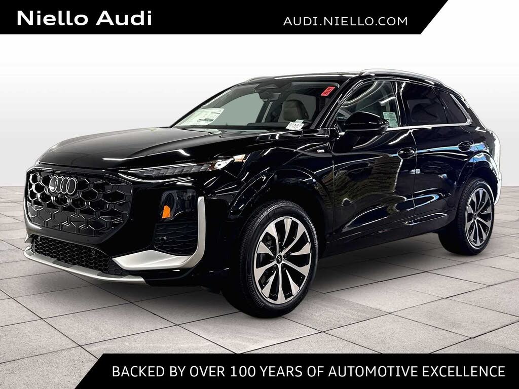 2026 Audi Q3 S line
