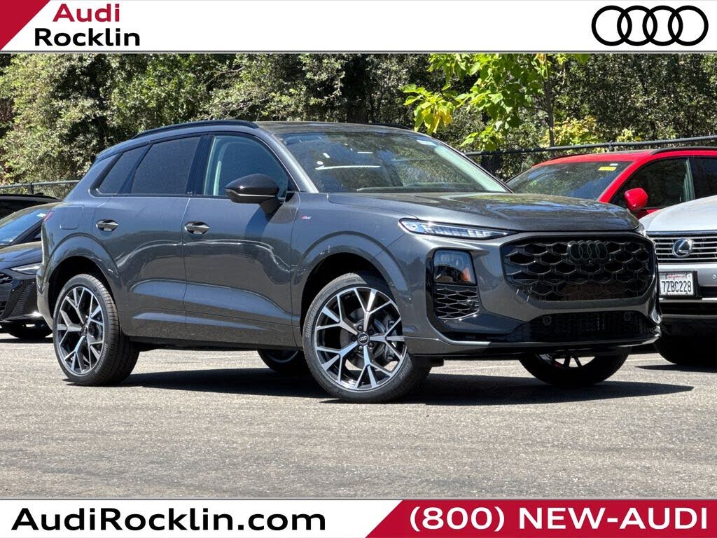 2026 Audi Q3 S line