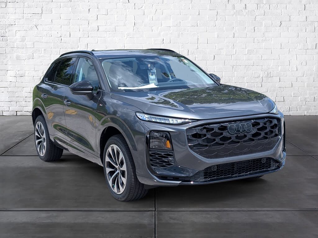 2026 Audi Q3 S line