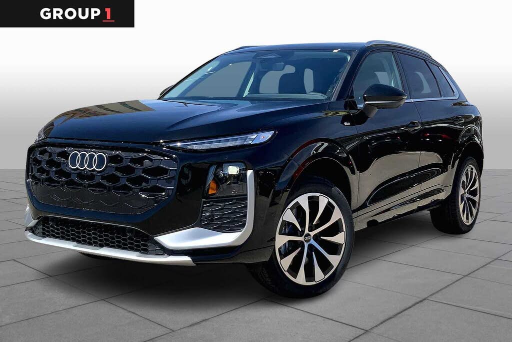 2026 Audi Q3 S line