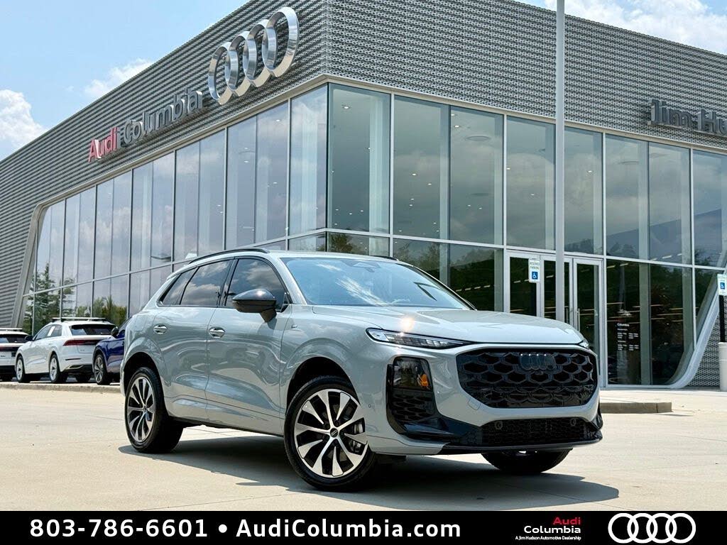 2026 Audi Q3 S line