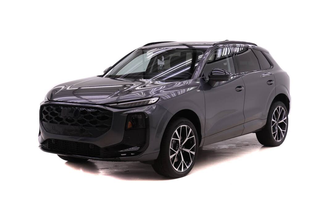 2026 Audi Q3 S line