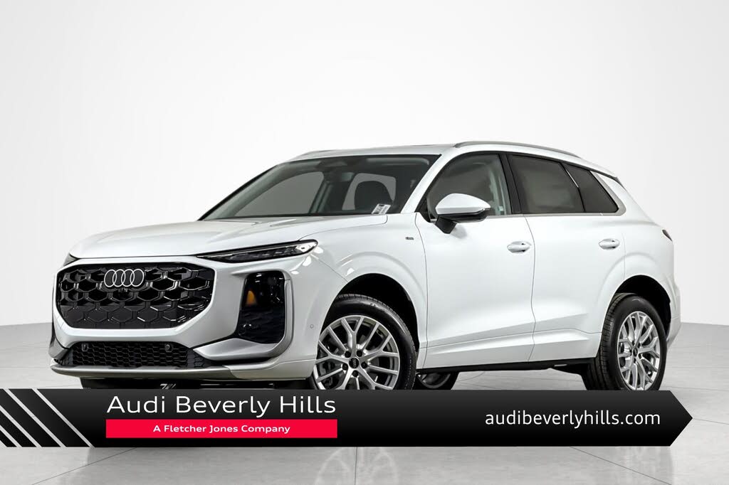 2026 Audi Q3 S line