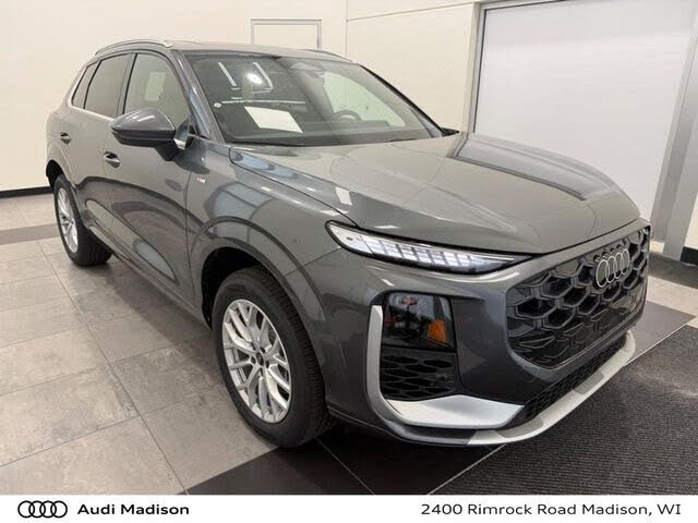2026 Audi Q3 S line