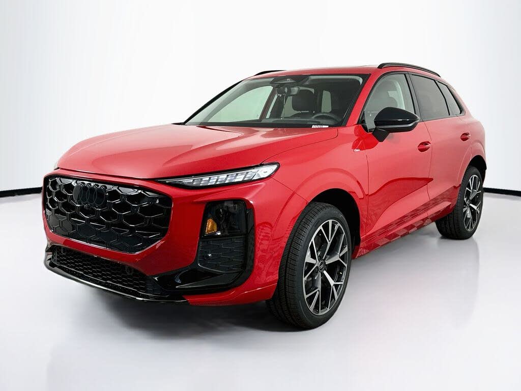 2026 Audi Q3 S line