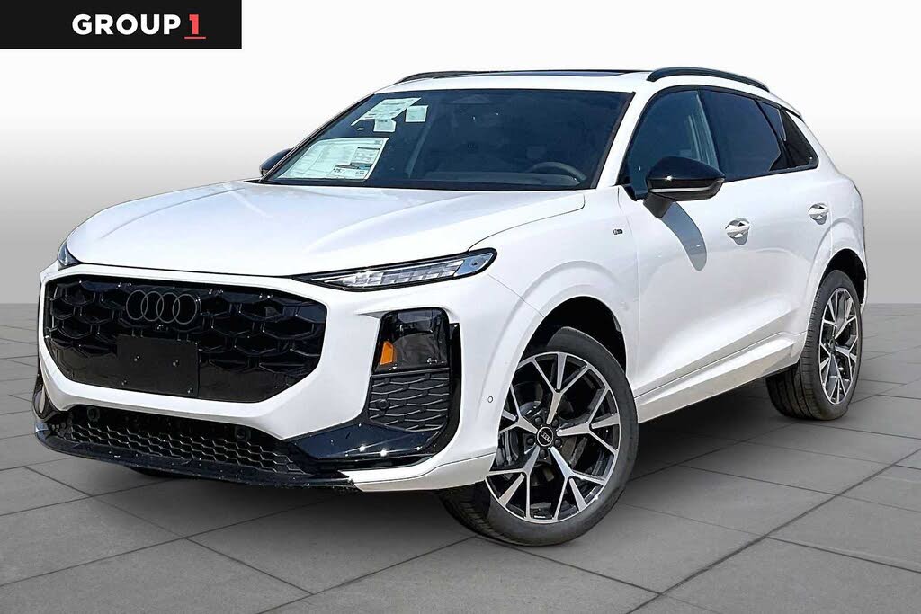 2026 Audi Q3 S line