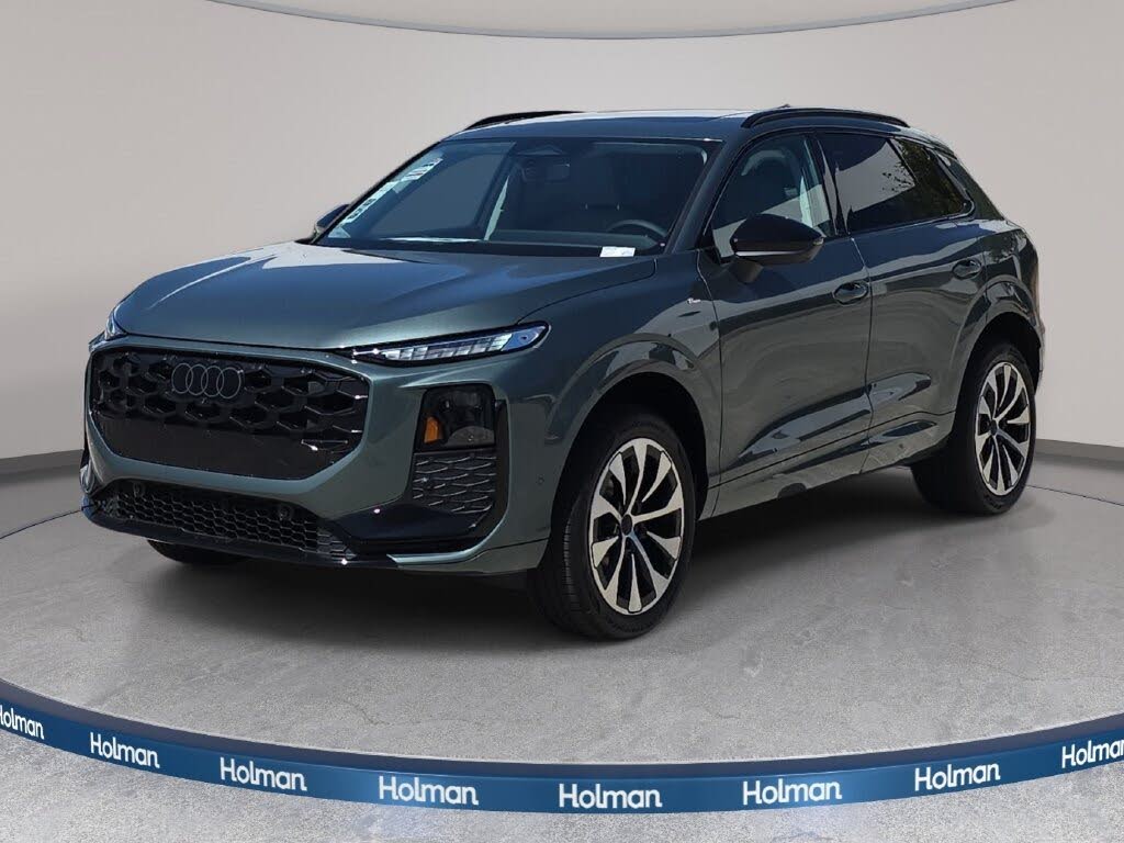 2026 Audi Q3 S line