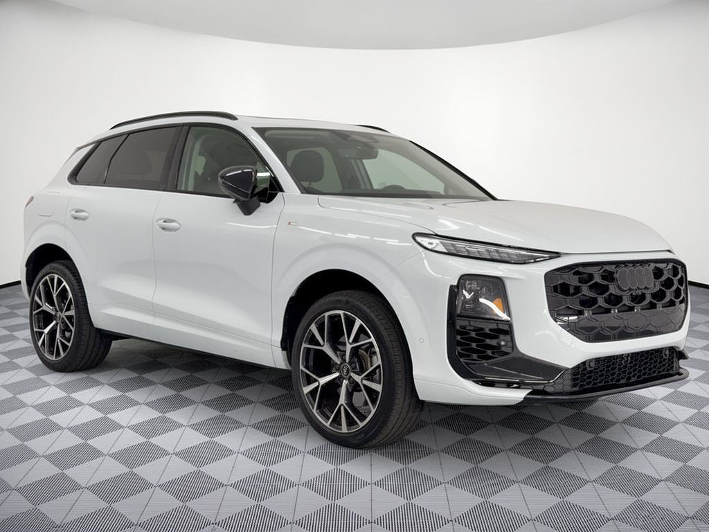 2026 Audi Q3 S line