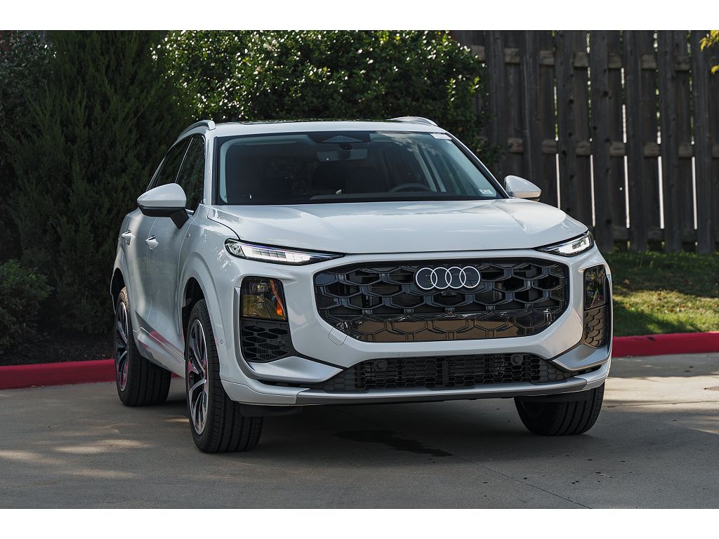 2026 Audi Q3 S line