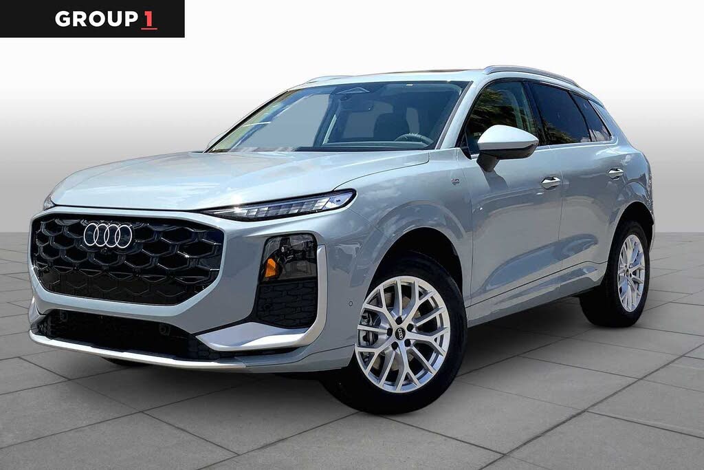 2026 Audi Q3 S line
