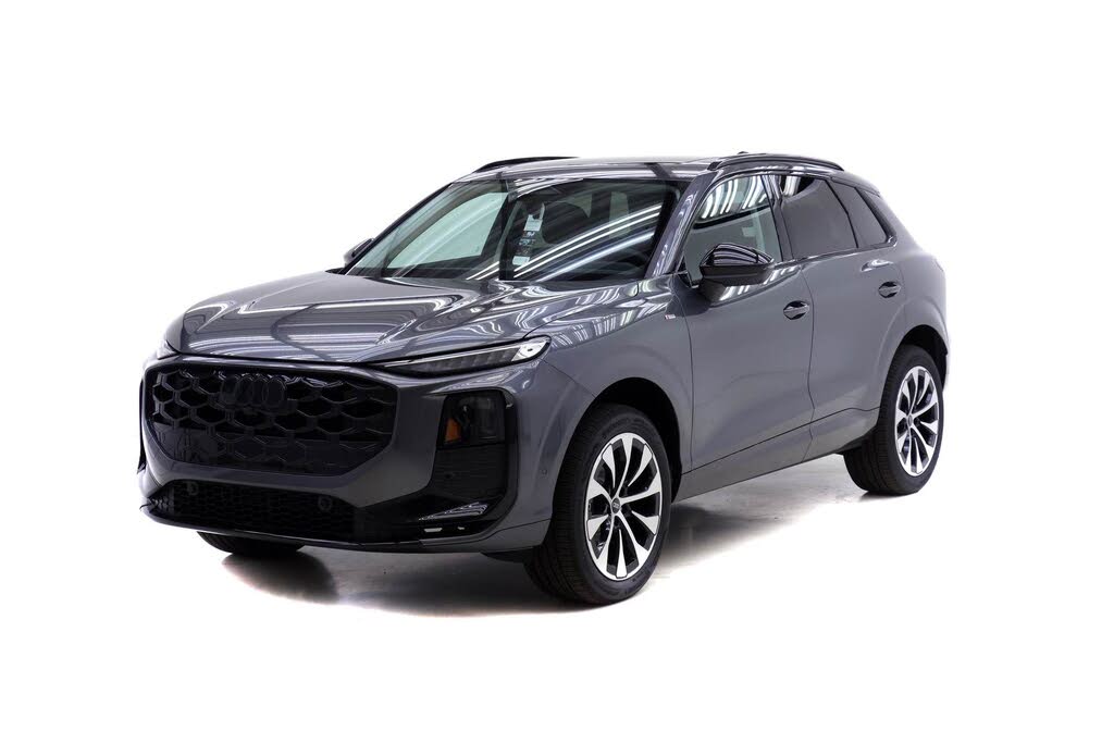2026 Audi Q3 S line