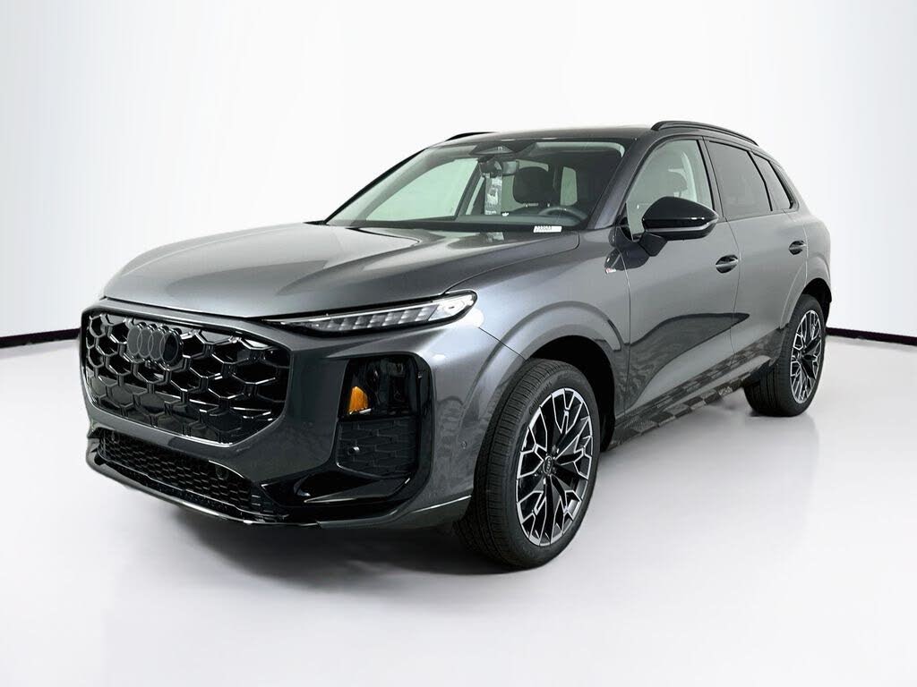 2026 Audi Q3 S line