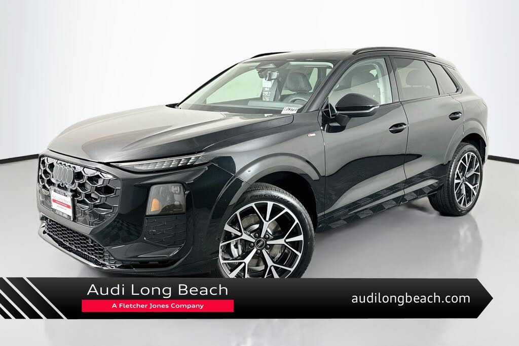 2026 Audi Q3 S line