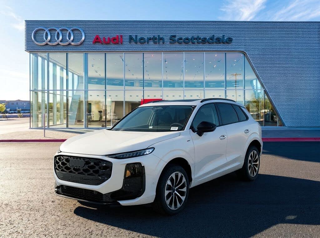 2026 Audi Q3 S line