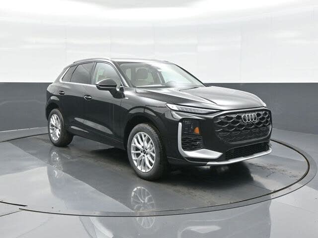2026 Audi Q3 S line