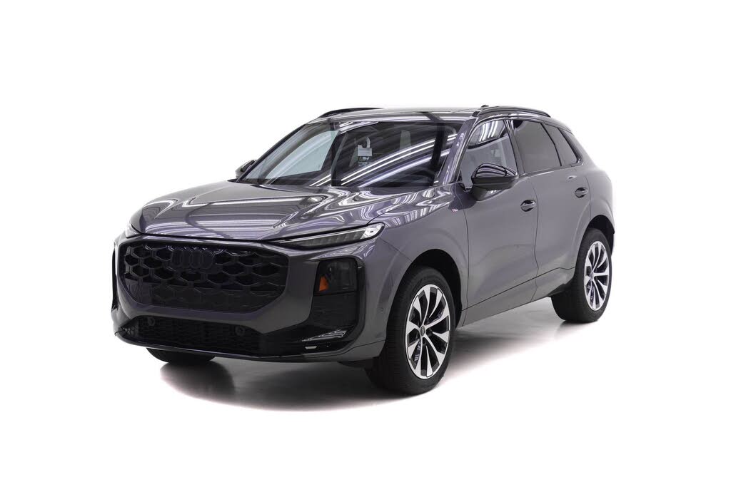 2026 Audi Q3 S line