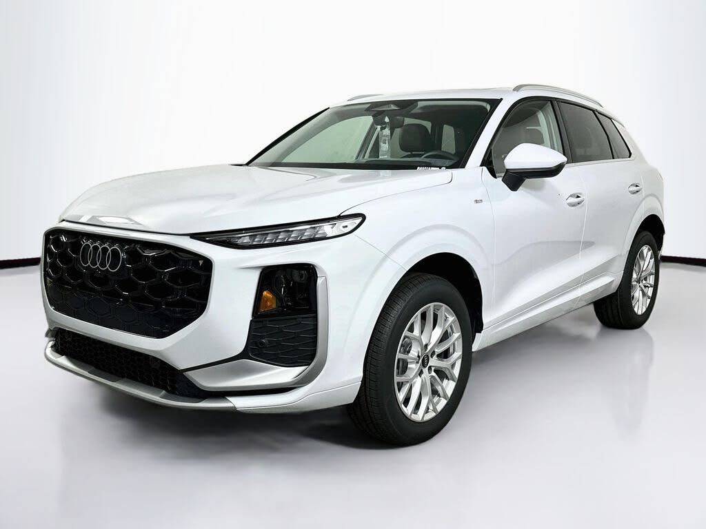 2026 Audi Q3 S line