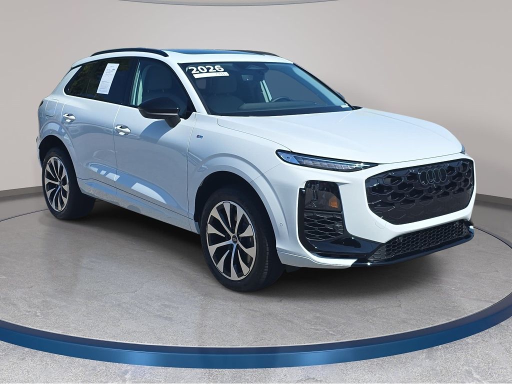 2026 Audi Q3 S line