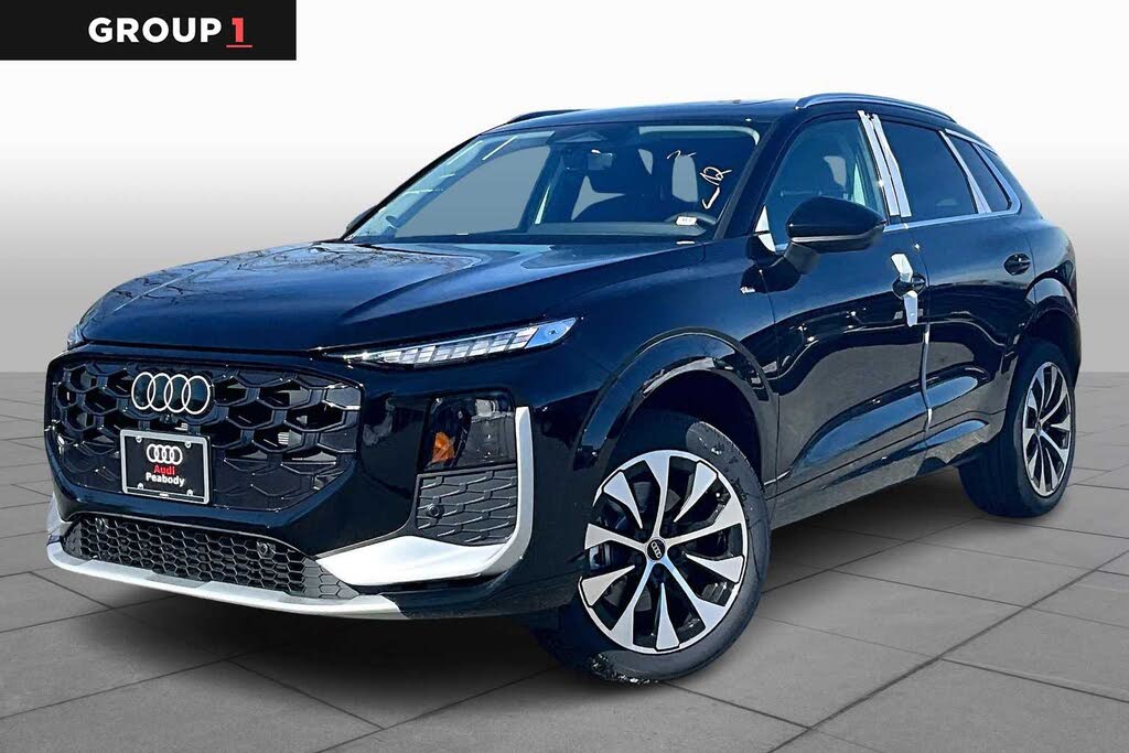 2026 Audi Q3 S line