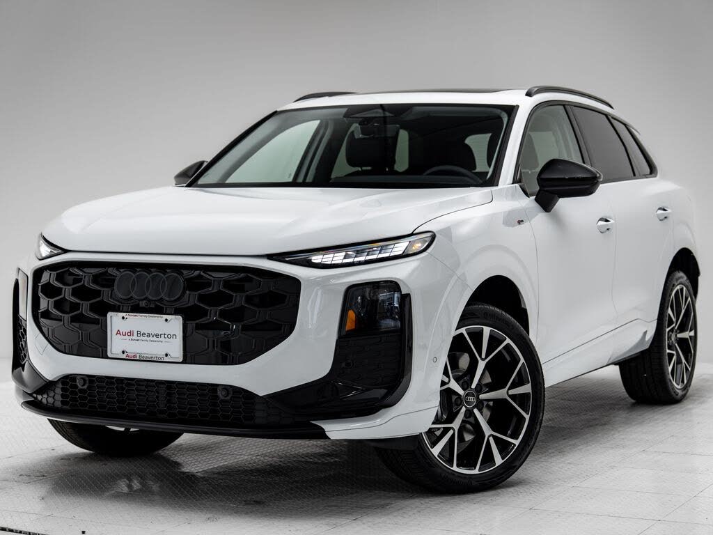 2026 Audi Q3 S line