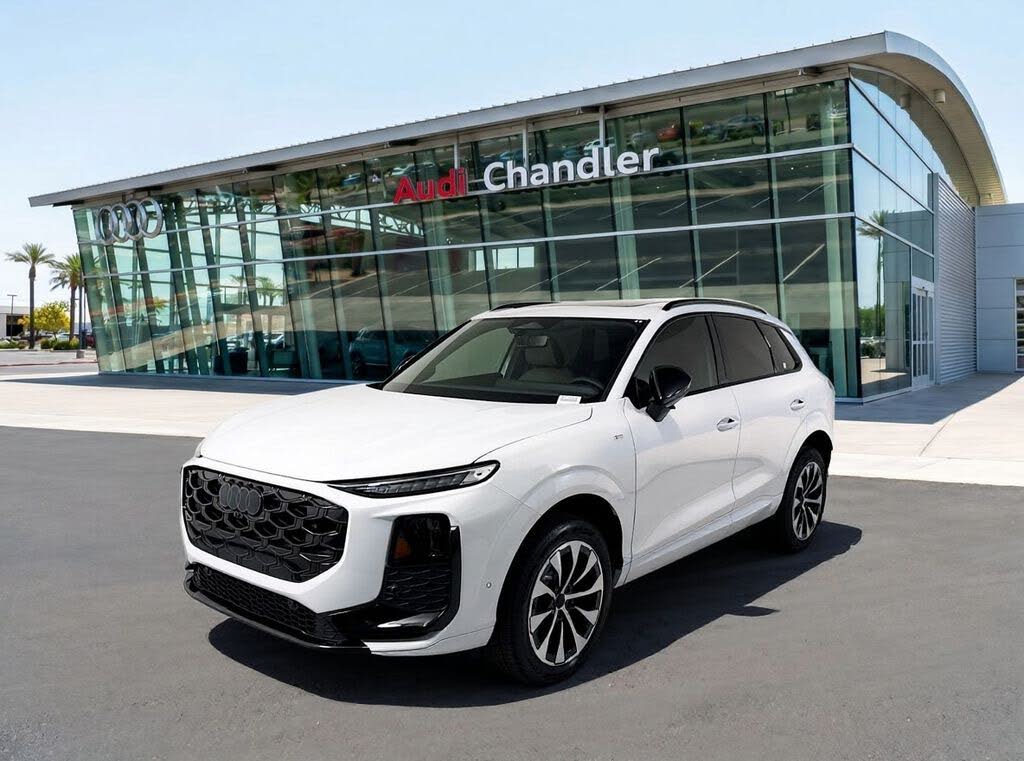 2026 Audi Q3 S line