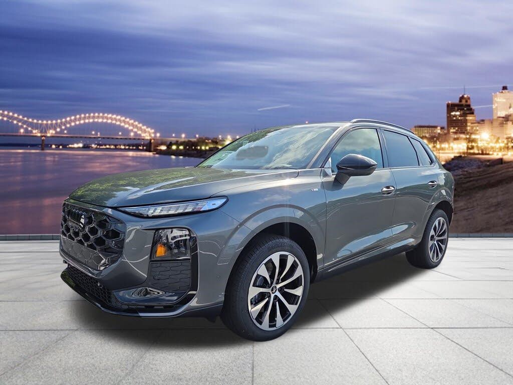 2026 Audi Q3 S line