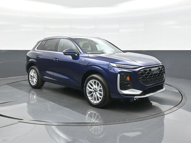 2026 Audi Q3 S line