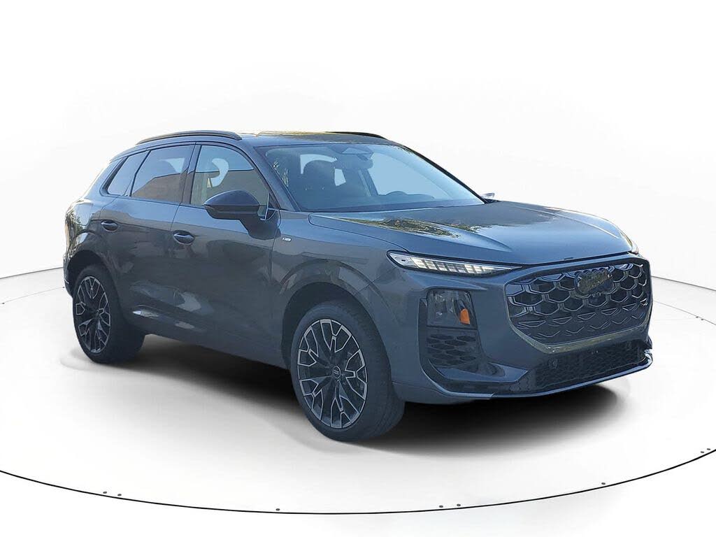 2026 Audi Q3 S line