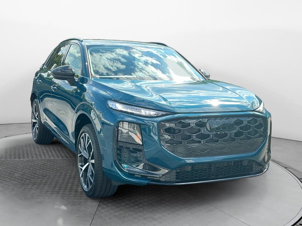 2026 Audi Q3 S line