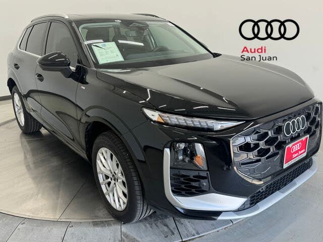 2026 Audi Q3 S line